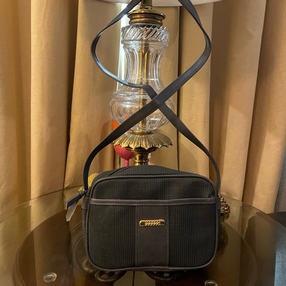 Vintage please check all picture of condition